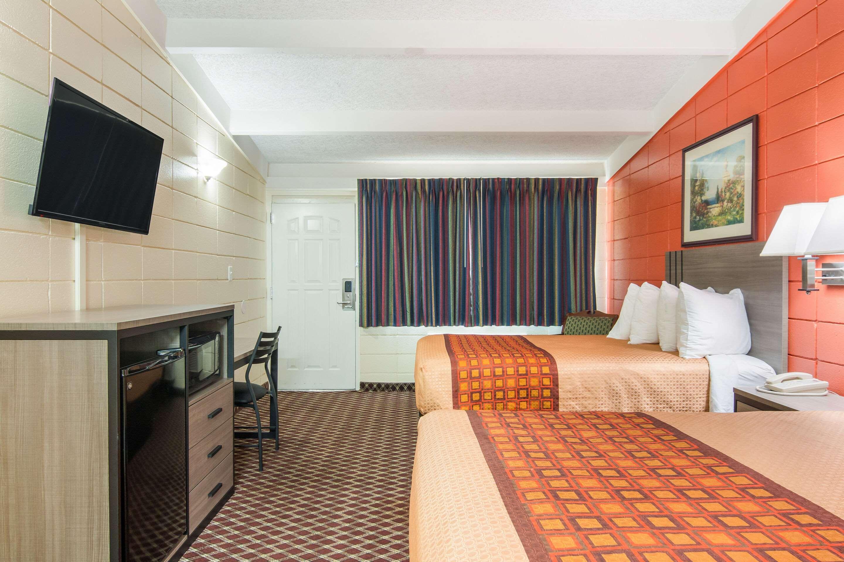 Rodeway Inn Нашвілл Екстер'єр фото